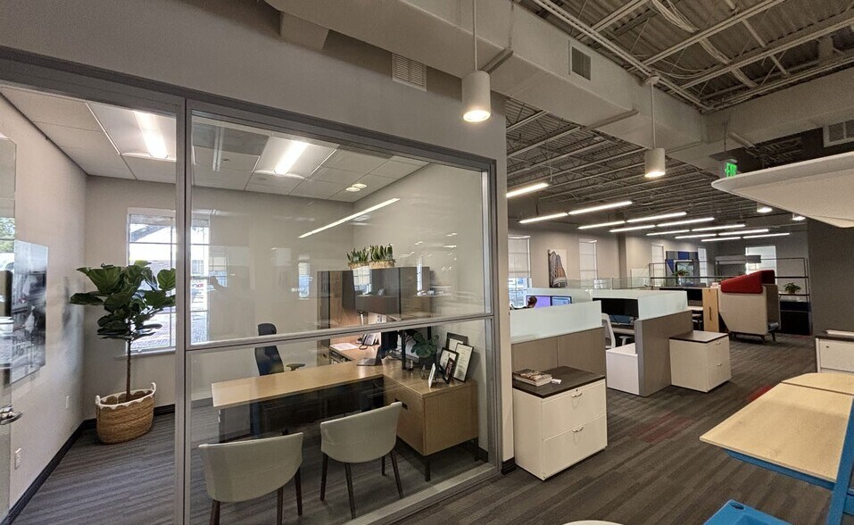 More Photos Of 110 E Hillcrest St, Orlando Office For Sale