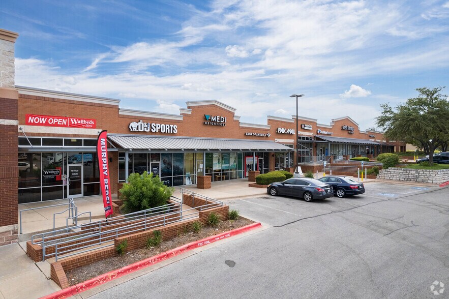 More Photos Of 13435 N Research Blvd, Austin General Retail For Lease