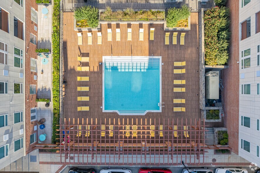 More Photos Of 116 W 9th St, Wilmington Apartments For Lease