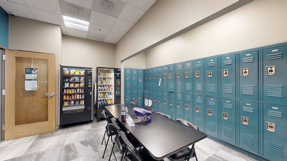 More Photos Of 10000 Old Columbia Rd, Columbia Storefront For Lease