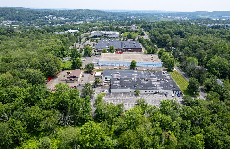 More Photos Of 55 Old Ridgebury Rd, Danbury Research And Development For Lease