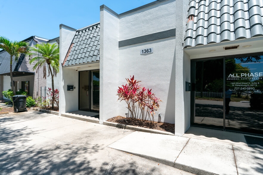 Primary Photo Of 1363 22nd St N, Saint Petersburg Manufacturing For Lease