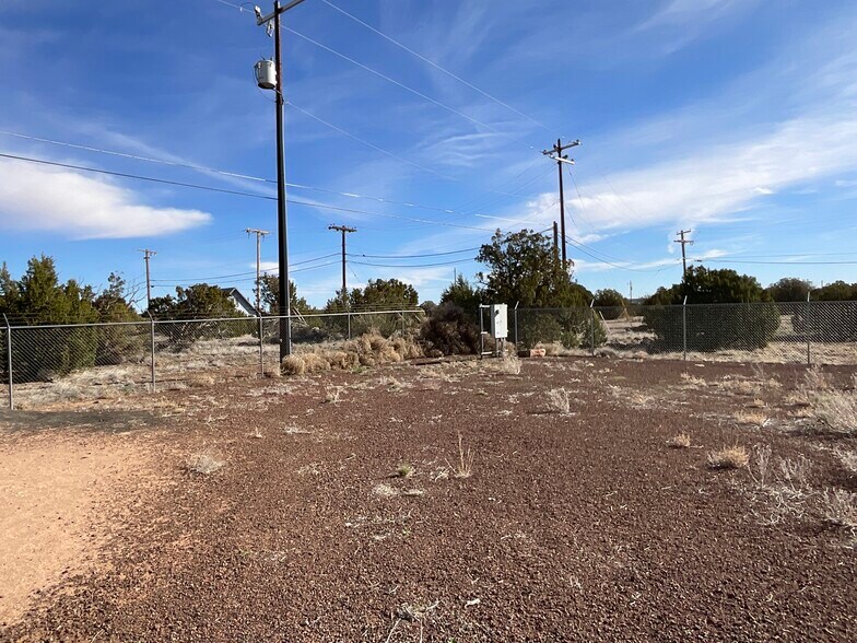 More Photos Of 8356 Silver Creek Dr, Show Low Office For Sale