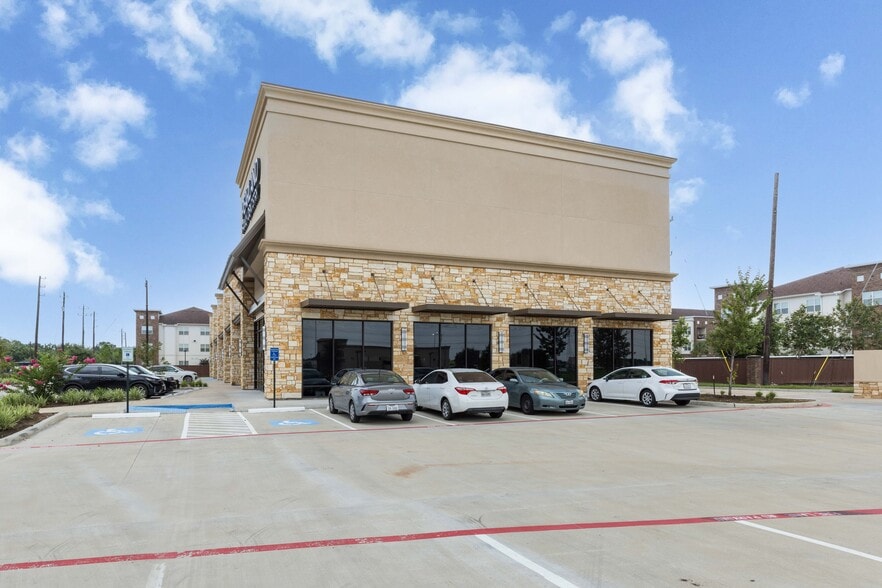 More Photos Of 11508 Pearland Pky, Houston Storefront Retail Office For Lease