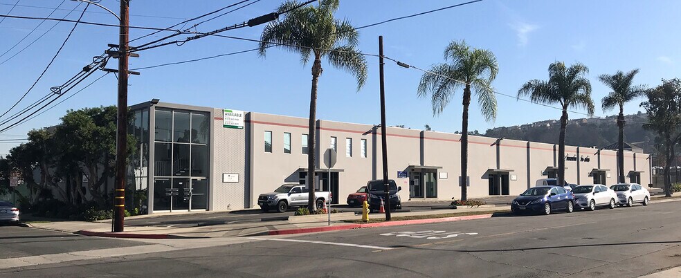More Photos Of 2674-2698 Dawson Ave, Signal Hill Light Manufacturing For Lease