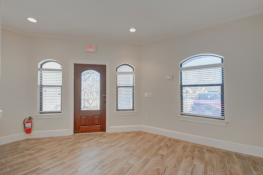 More Photos Of 21386 Provincial Blvd, Katy Medical For Sale