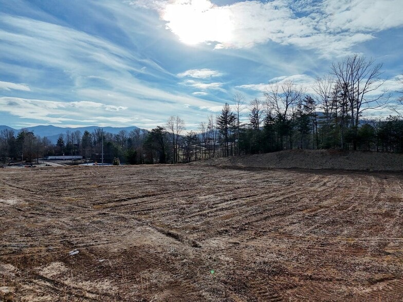 More Photos Of 00 US 76 w hwy, Hiawassee Land For Sale
