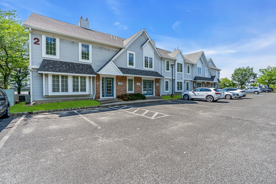 More Photos Of 1 Bethany Rd, Hazlet Office For Lease