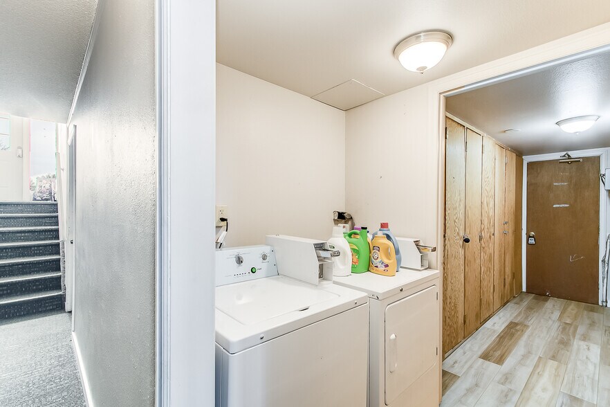 More Photos Of 2425 Pattison Ave, Cheyenne Apartments For Sale