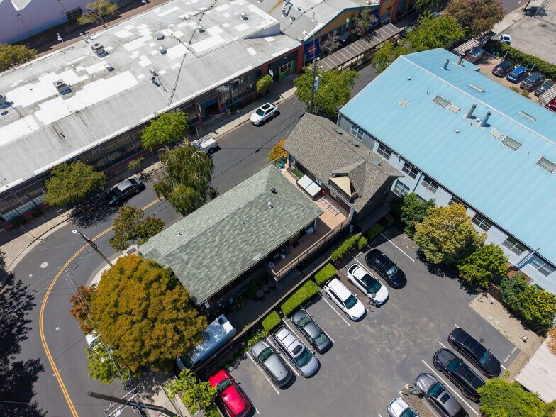 More Photos Of 5500 Doyle St, Emeryville Office For Lease
