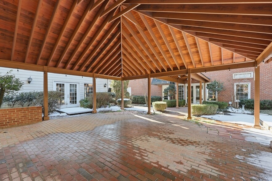 More Photos Of 6470 Georgia 400, Cumming Medical For Sale