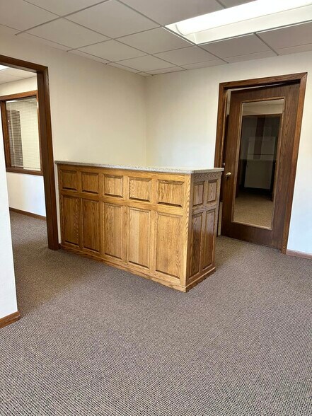 More Photos Of 6314 Odana Rd, Madison Office For Lease