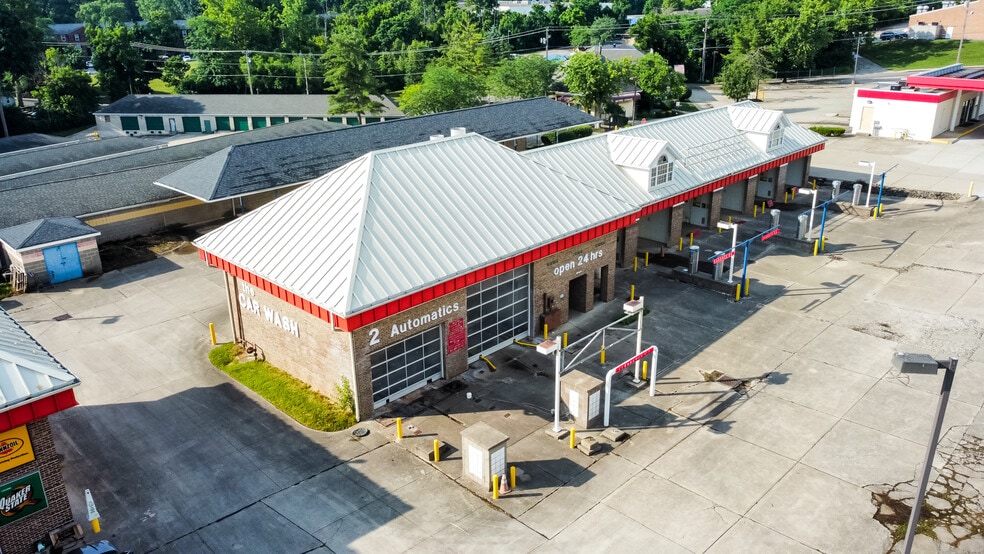 More Photos Of 1049 Main St, Milford Carwash For Sale