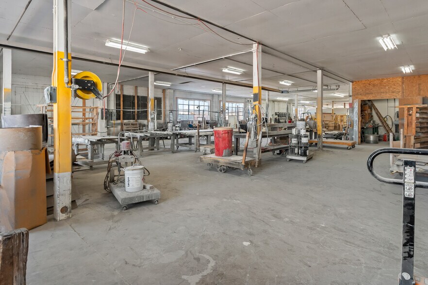 More Photos Of 2332 4th Ave, Greeley Manufacturing For Sale