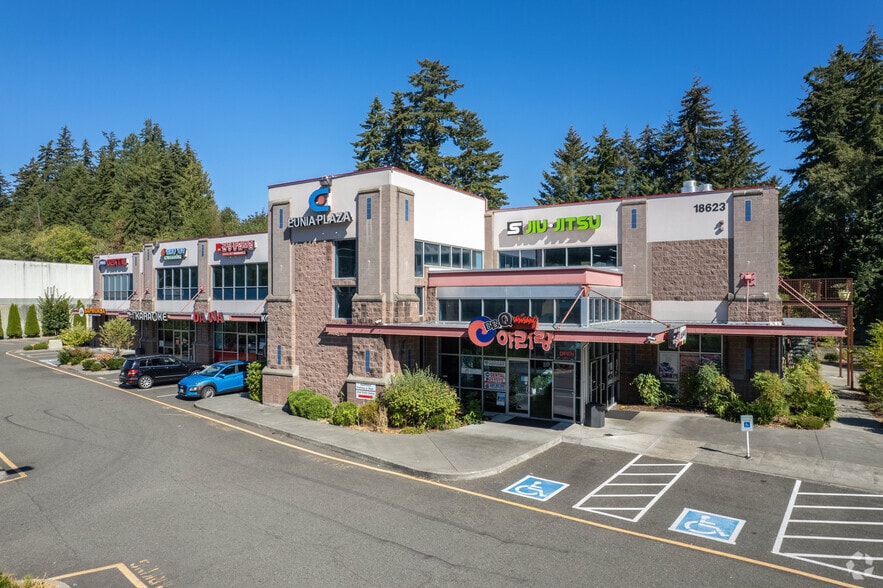 Primary Photo Of 18525-18623 Highway 99, Lynnwood Freestanding For Lease