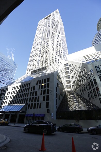 More Photos Of 446-448 E Ontario St, Chicago Office Residential For Lease