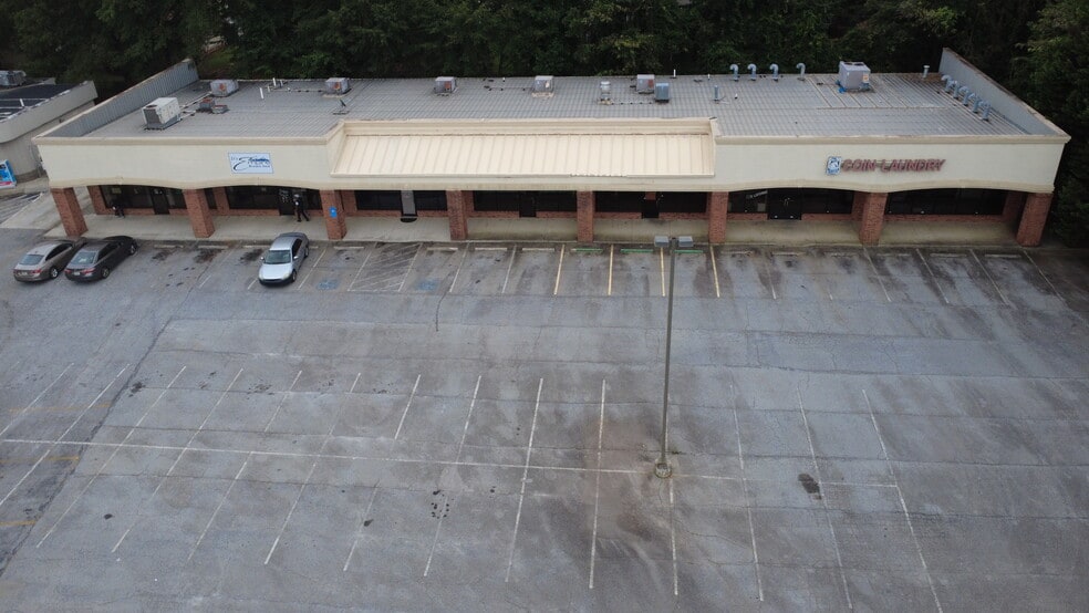 More Photos Of 1108-1118 E Church St, Monroe Freestanding For Lease