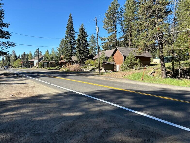 More Photos Of 305 N 3rd St, Mccall Freestanding For Sale