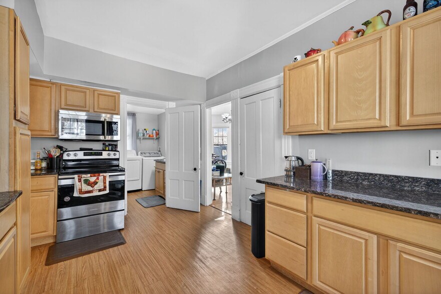 More Photos Of 501 Manchester St, Manchester Multifamily For Sale