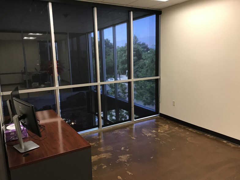 More Photos Of 140 Washington St, Reno Office For Lease