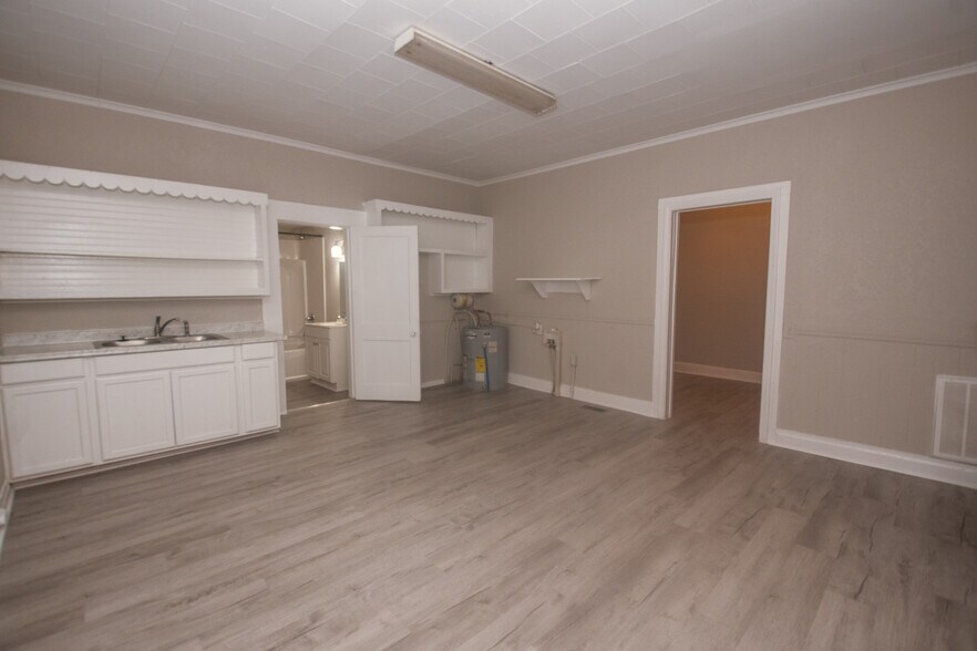 More Photos Of 707 W Phifer St, Monroe Apartments For Sale