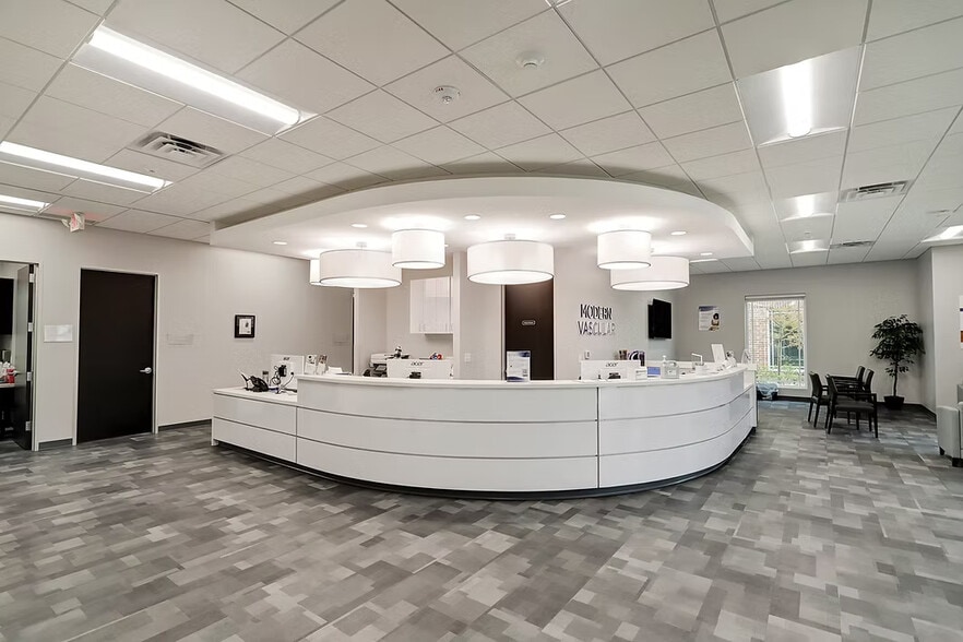 More Photos Of 7103 S Peek Rd, Richmond Medical For Sale