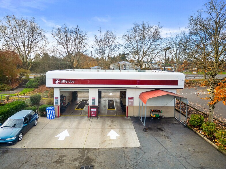 More Photos Of 2500 SE 165th Ave, Vancouver Auto Repair For Sale