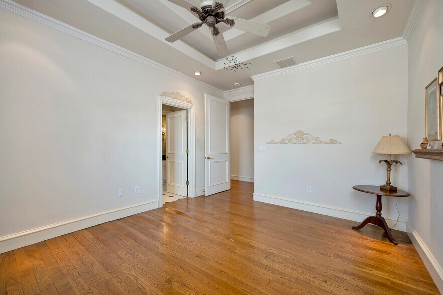 More Photos Of 504 N Euless Main St, Euless Carwash For Sale