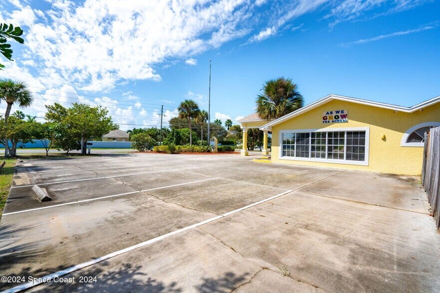 More Photos Of 308 Orange St, Melbourne Beach Daycare Center For Sale