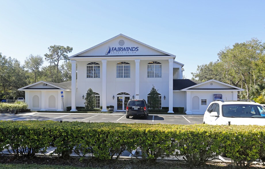 More Photos Of 397 Wekiva Springs Rd, Longwood Office For Lease