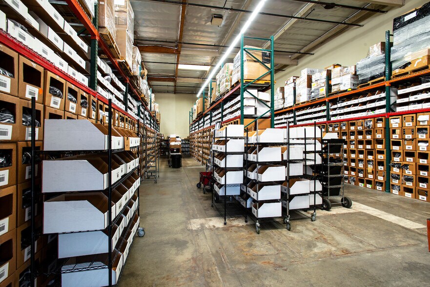 More Photos Of 1771-1837 E 46th St, Los Angeles Warehouse For Lease