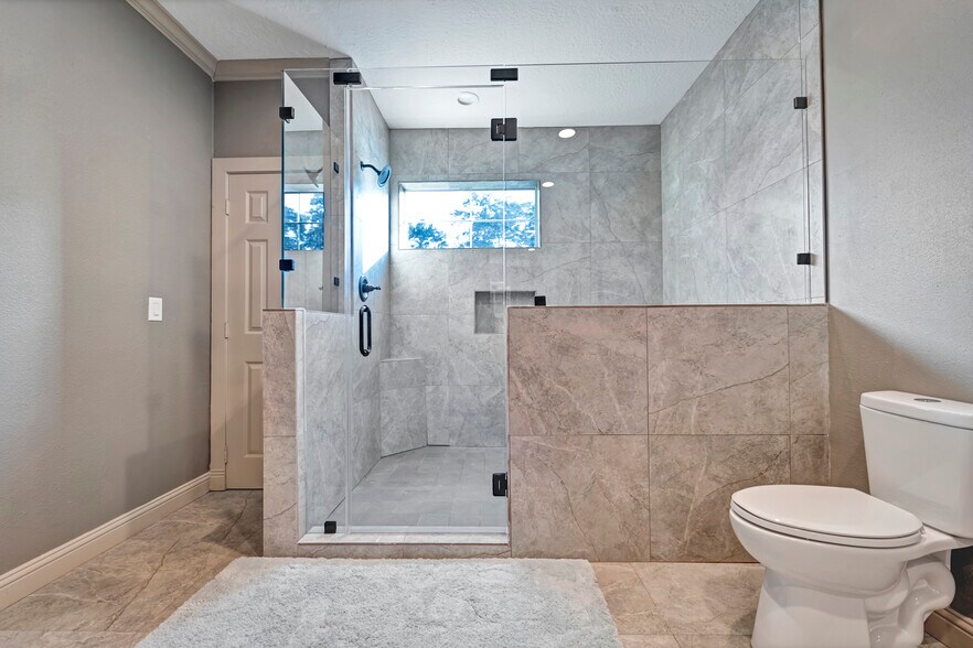 More Photos Of 5607 Sapp Rd, Conroe Lodge Meeting Hall For Sale