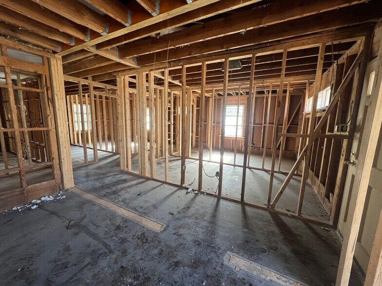 More Photos Of 20230 Main St, Cornelius Apartments For Sale