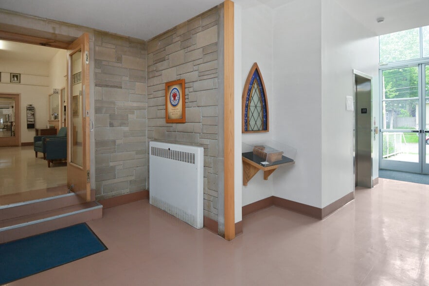 More Photos Of 801 S Madison St, Bloomington Religious Facility For Sale