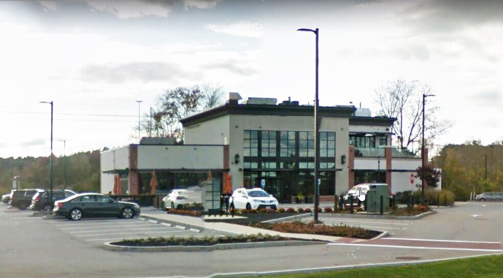 More Photos Of 90-92 Middlesex Tpke, Burlington Unknown For Lease