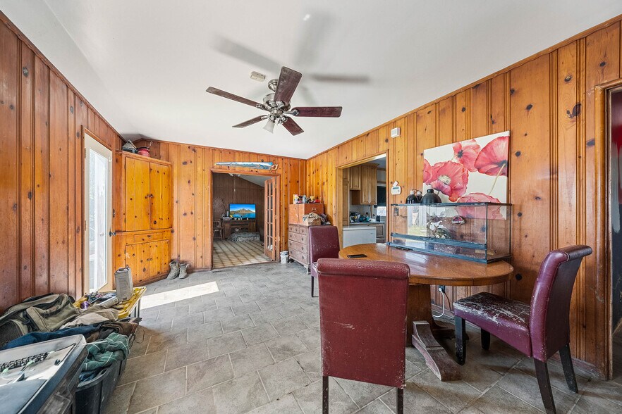 More Photos Of 743 College City Rd, Arbuckle Apartments For Sale