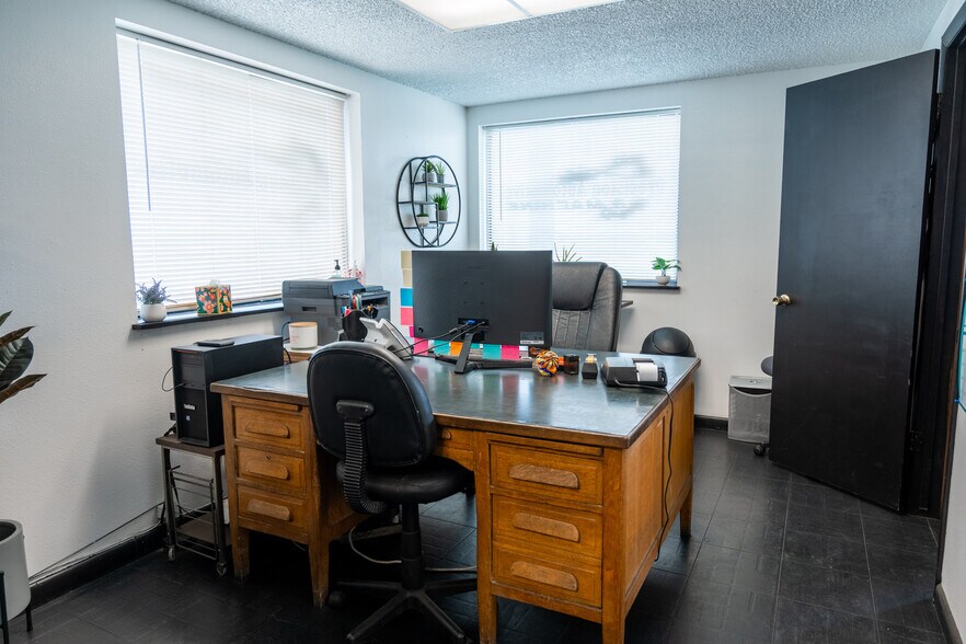 More Photos Of 1890 SW 18th Ave, Ontario Specialty For Sale