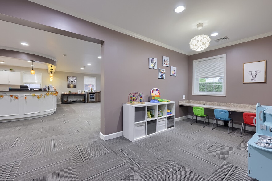 More Photos Of 250 N Reading Rd, Ephrata Office For Sale