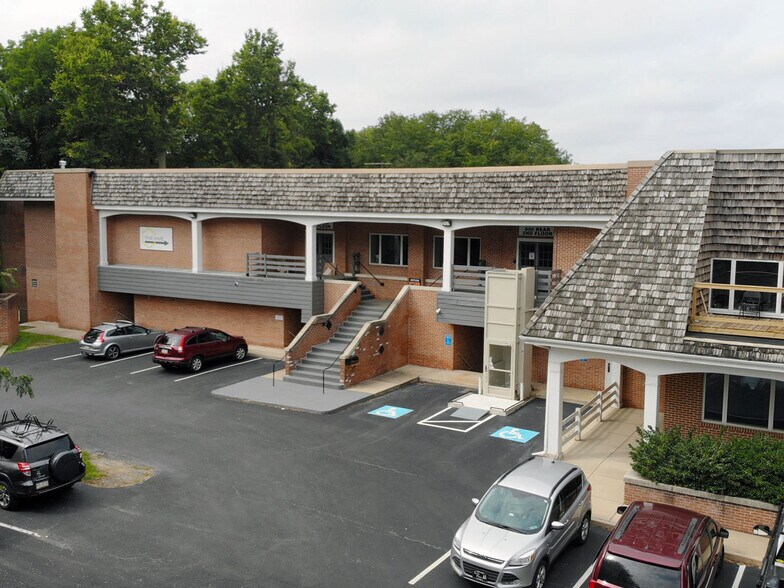 More Photos Of 800 New Holland Ave, Lancaster Coworking Space