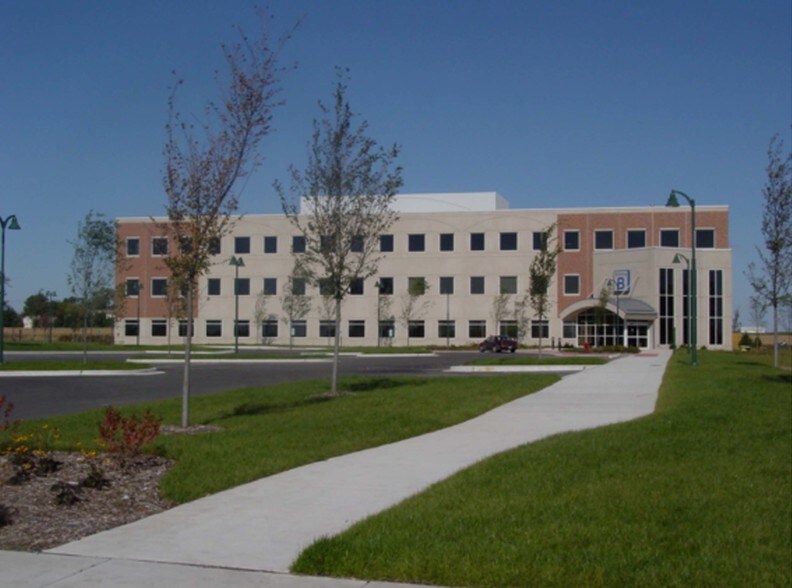 More Photos Of 24600 W 127th St, Plainfield Office For Sale