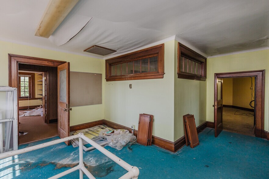 More Photos Of 920 Millington St, Winfield Storefront Retail Office For Sale