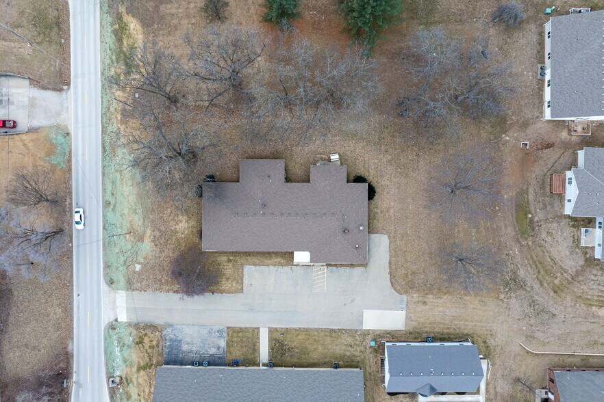 More Photos Of 3919 Messanie St, Saint Joseph Office For Sale