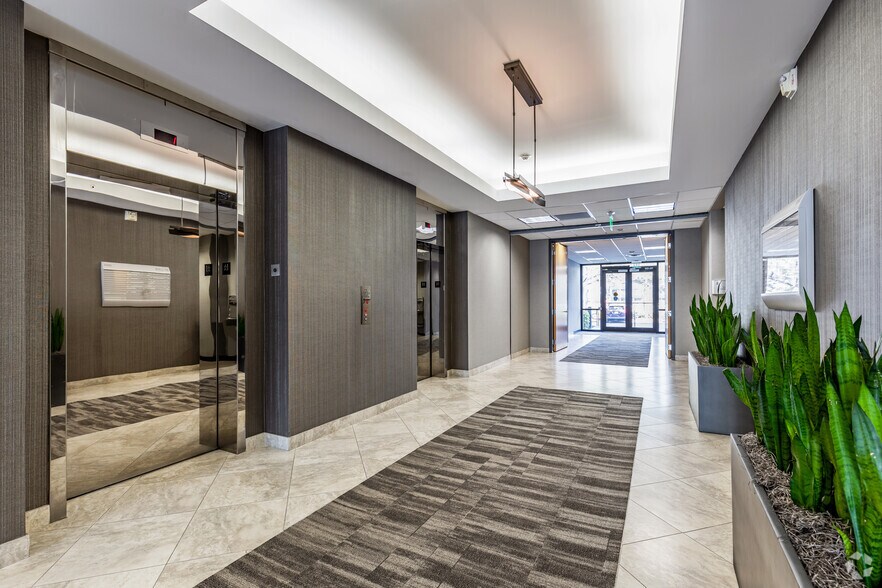 More Photos Of 9500 Koger Blvd N, Saint Petersburg Unknown For Lease