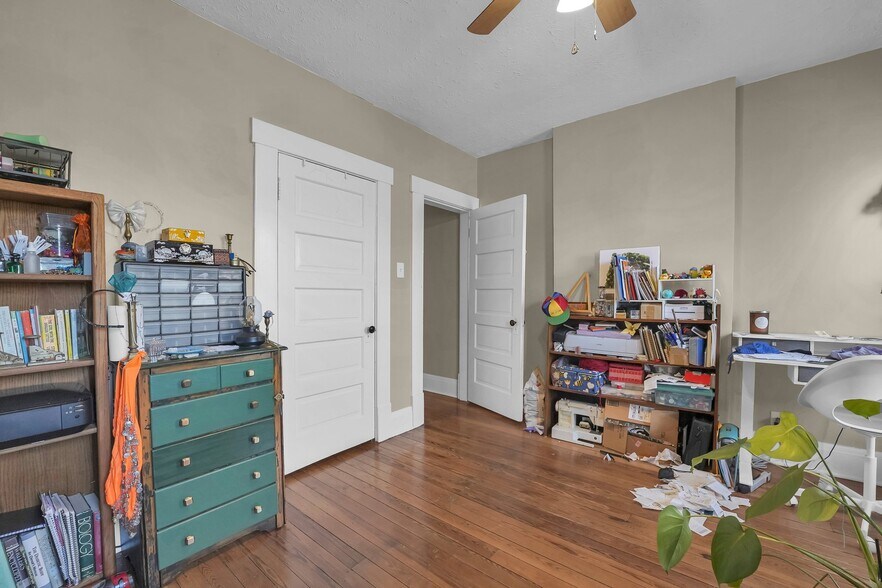 More Photos Of 2406-2408 Indianola Ave, Columbus Apartments For Sale