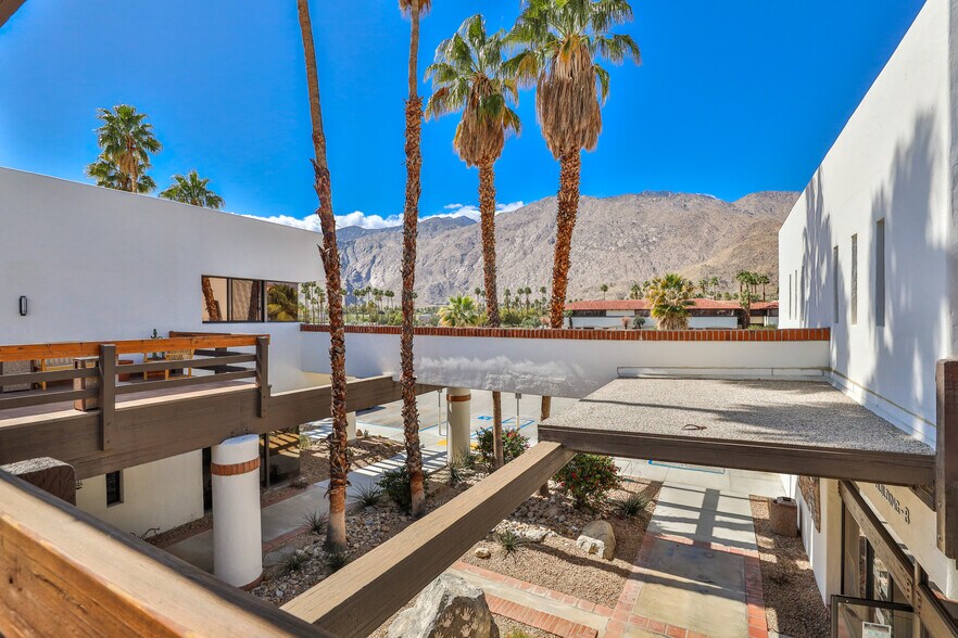 More Photos Of 901 E Tahquitz Canyon Way, Palm Springs Office For Lease