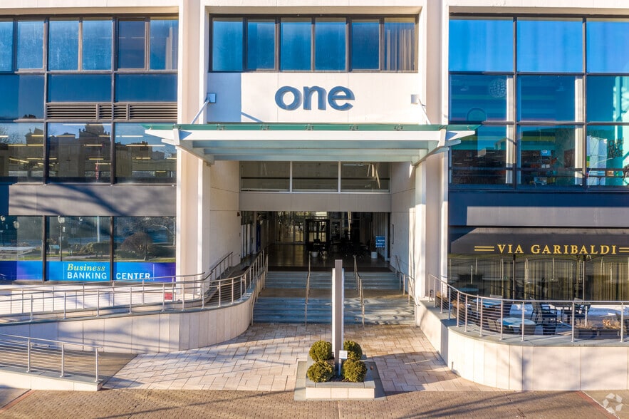 More Photos Of 1 N Broadway, White Plains Office For Lease