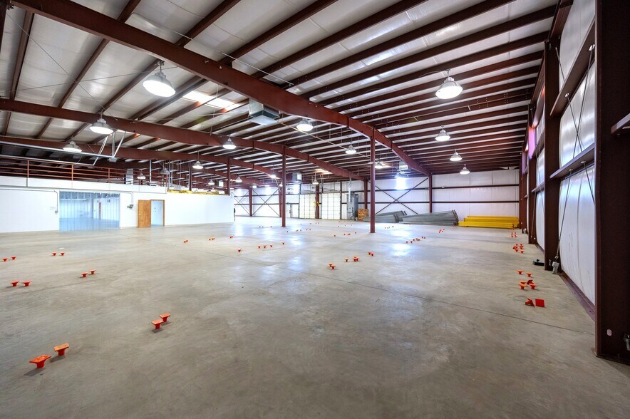 More Photos Of 93696 Highway 70, Chilcoot Warehouse For Lease