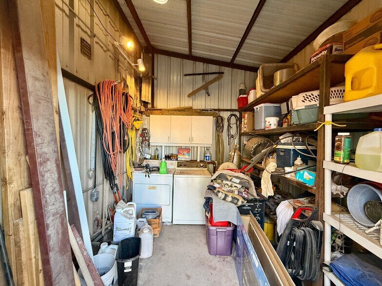 More Photos Of 4744 W US Highway 70, Thatcher Specialty For Sale