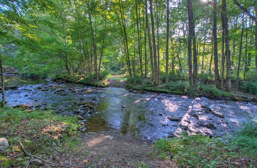 More Photos Of 167 Route 191, Cresco General Retail For Lease