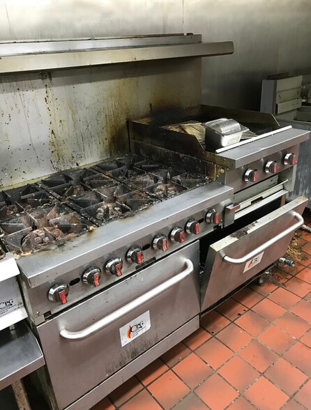 More Photos Of 2360 Pulaski Hwy, North East Restaurant For Sale